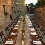 Agroturismo Borgo Di Camporsevoli