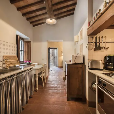 Borgo Di Κατάλυμα σε φάρμα *