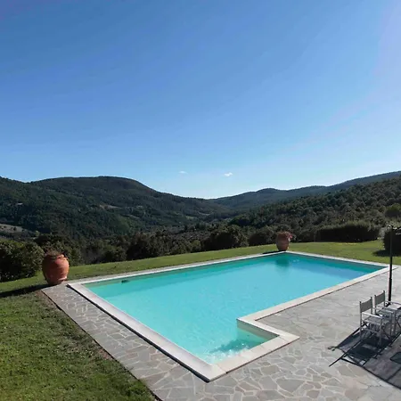 Borgo Di Camporsevoli