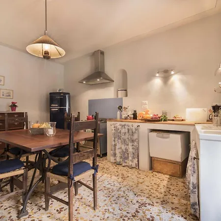 Borgo Di *
